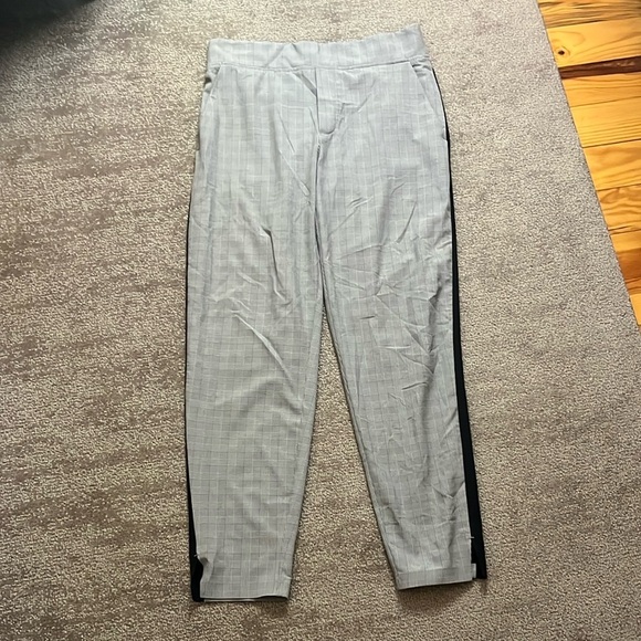 Athleta Brooklyn Black and White Plaid Ankle Pant Size 4 - Picture 13 of 13